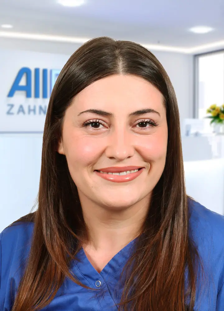 Portrait zahnmedizinische Prophylaxeassistenz Tzorzina Jupa (AllDent Bremen)